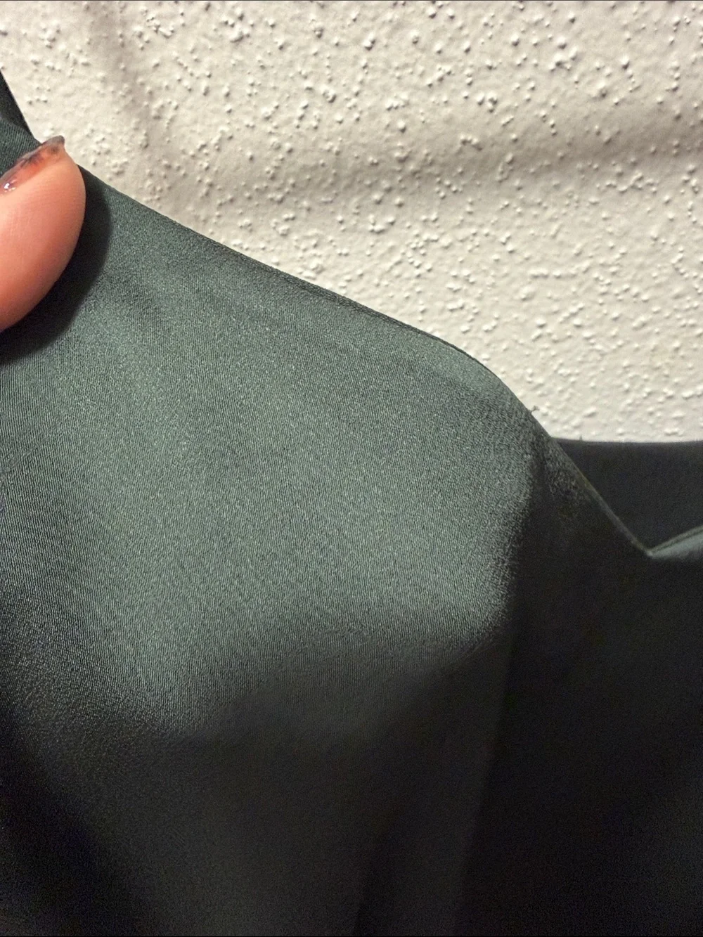 Express Reversable V-Neck Spaghetti Strap Camisole - Picture 5 of 5